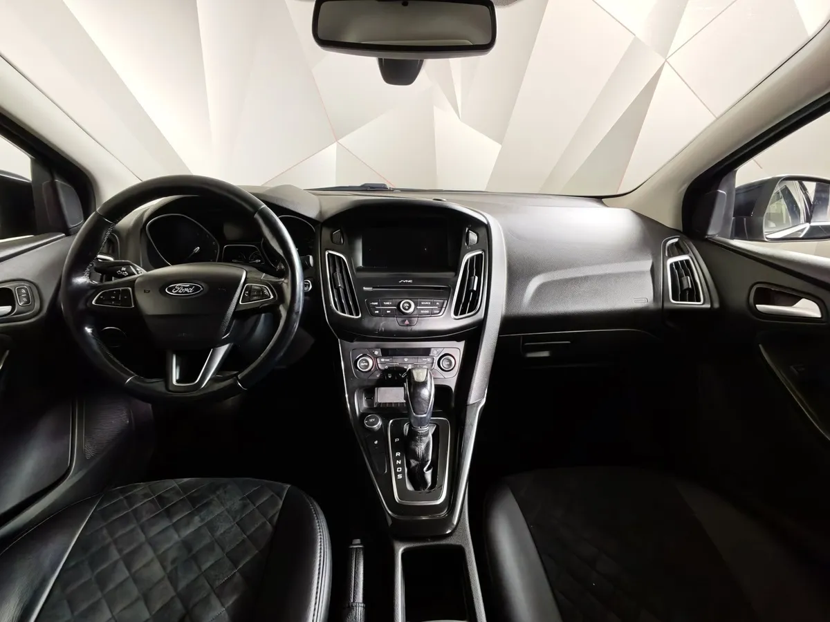 Ford Focus 1.5 EcoBoost AT (150 л.с.) Titanium Черный в АВИЛОН. Слайд №14