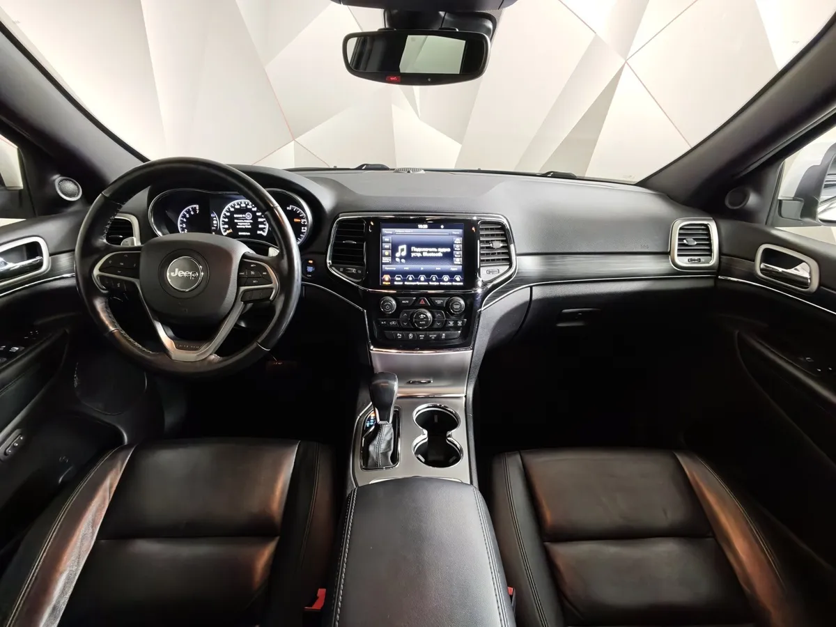 Jeep Grand Cherokee 3.0 AT AWD (238 л.с.) Limited Белый в АВИЛОН. Слайд №14