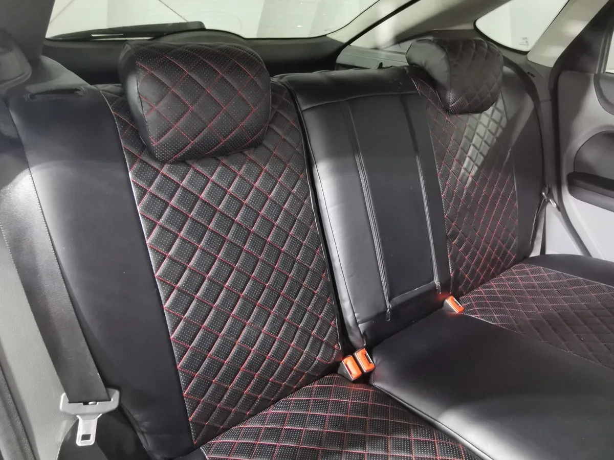 Ford Focus 1.6 MT (101 л.с.) Серебристый в АВИЛОН. Слайд №16