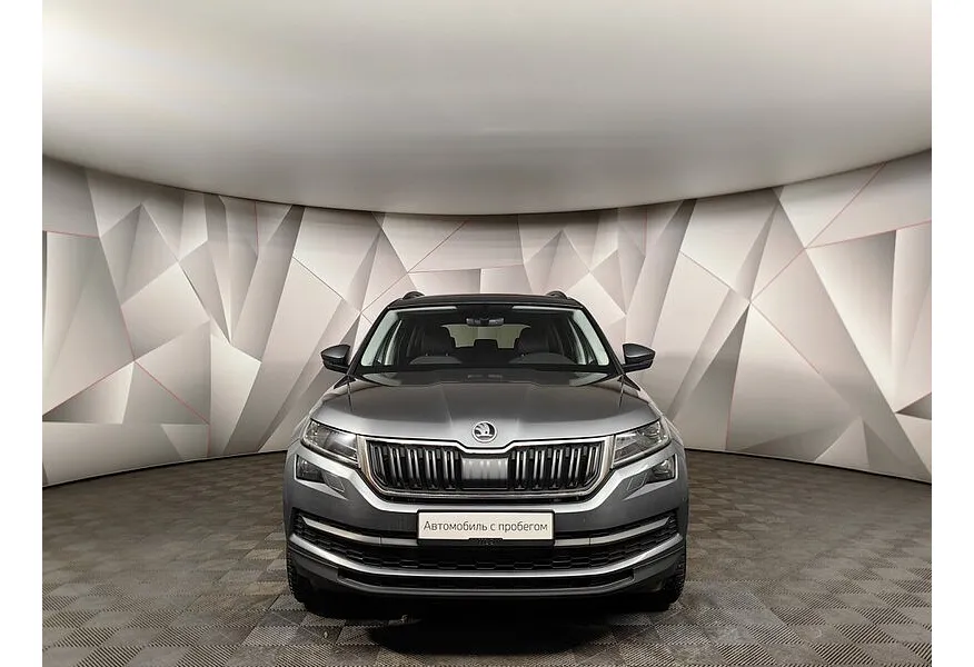 Skoda Kodiaq 2.0 TSI DSG 4X4 (180 л.с.) Серый в АВИЛОН. Слайд №7