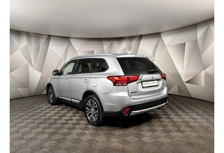 Mitsubishi Outlander 2.0 MIVEC CVT 2WD (146 л.с.) Intense Plus Серебристый в АВИЛОН. Слайд №4