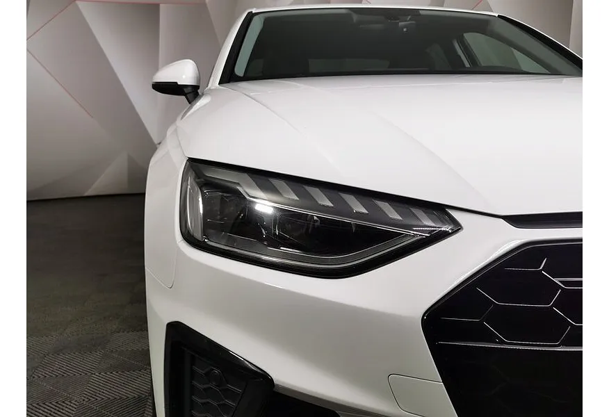 Audi A4 2.0 TFSI S tronic (150 л.с.) Белый в АВИЛОН. Слайд №10