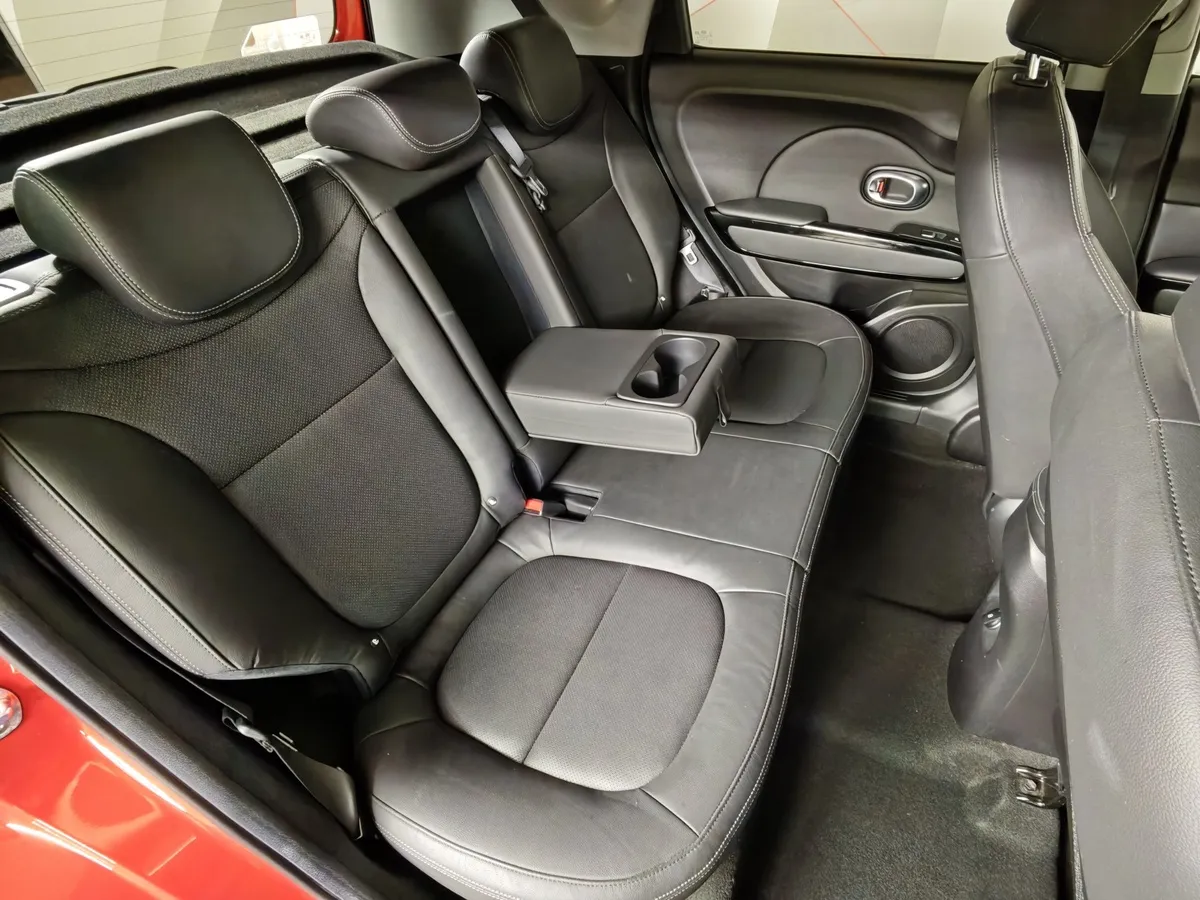 Kia Soul 2.0 MPI AT (150 л.с.) Classic Красный в АВИЛОН. Слайд №17