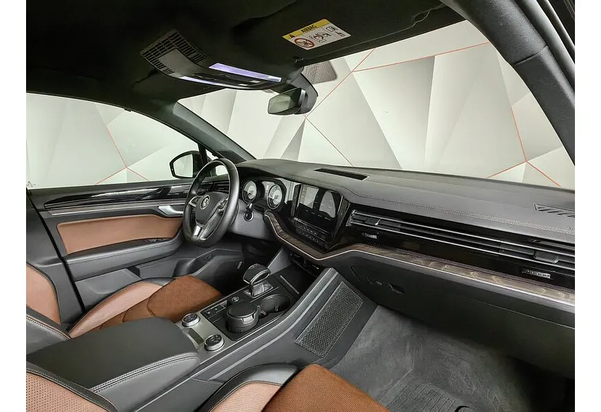 Volkswagen Touareg 2.0 TSI Tiptronic 4Motion (249 л.с.) Exclusive Коричневый в АВИЛОН. Слайд №11