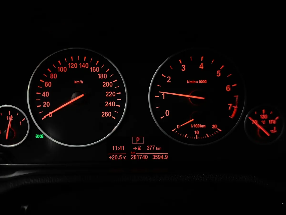 BMW X4 xDrive20i Steptronic (184 л.с.) M Sport (Локальная сборка) Серый в АВИЛОН. Слайд №13