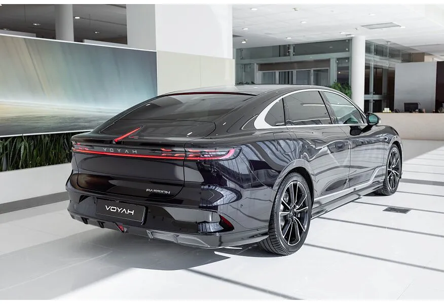 Voyah Passion 1.5 AT AWD (530 л.с.) Executive Черный в АВИЛОН. Слайд №6