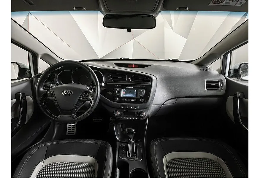 Kia Ceed 1.6 AT (129 л.с.) Белый в АВИЛОН. Слайд №13 Kia Ceed 1.6 AT (129 л.с.) Белый в АВИЛОН. Слайд №13