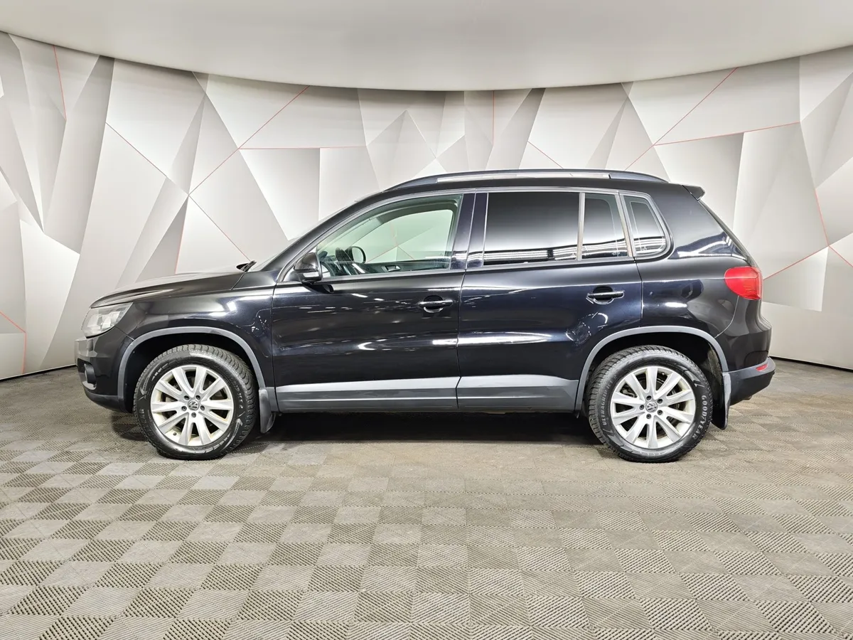 Volkswagen Tiguan 2.0 TSI 4Motion AT (170 л.с.) Track & Field Черный в АВИЛОН. Слайд №5