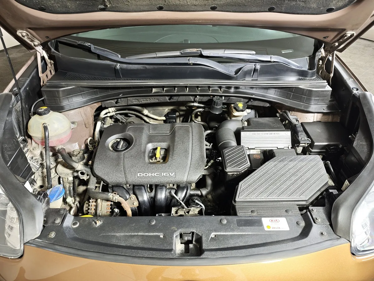 Kia Sportage 2.0 MPI AT 4WD (150 л.с.) Comfort Коричневый в АВИЛОН. Слайд №11