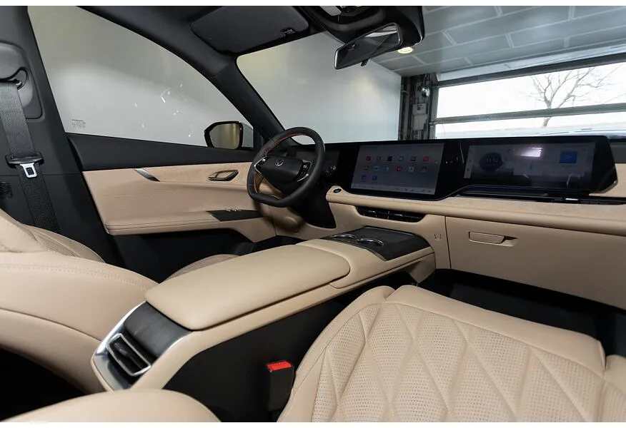 Changan CS75PLUS 2.0 AT 4WD (235 л.с.) Tech Черный в АВИЛОН. Слайд №10