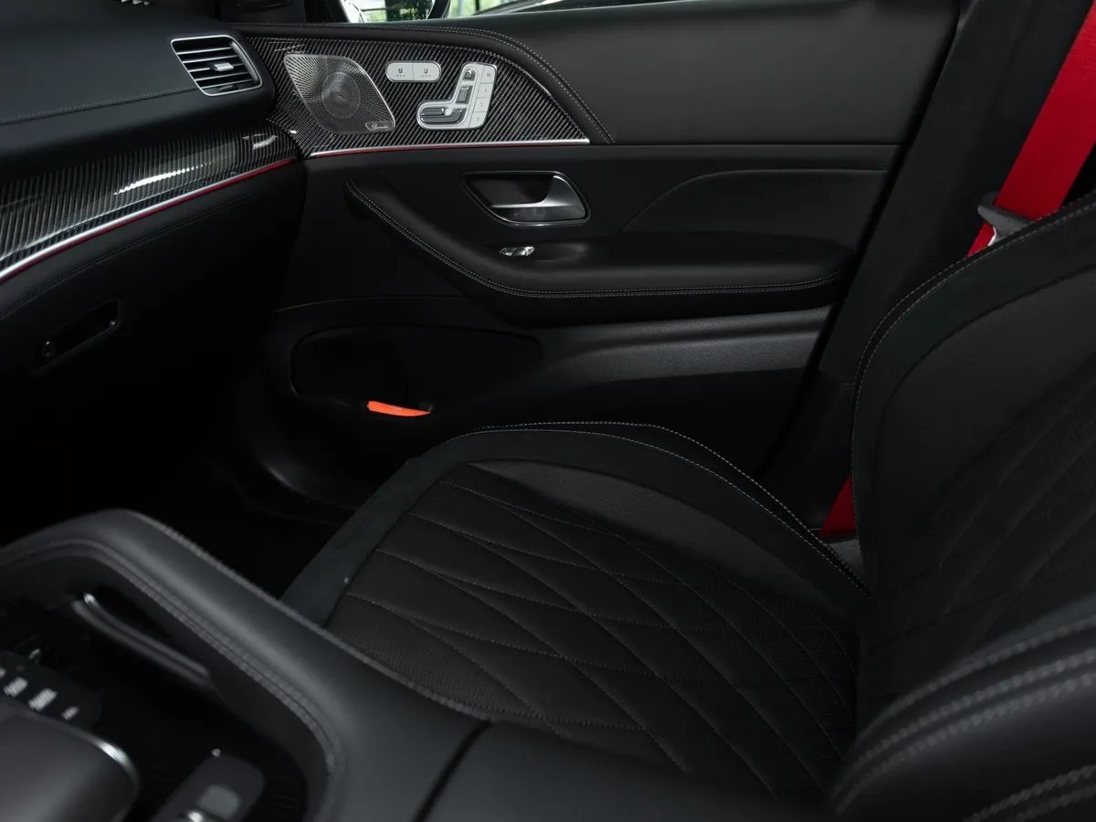 Mercedes-Benz GLE Купе AMG 63 S 9G-TRONIC 4MATIC+ (612 л.с.) Черный в АВИЛОН. Слайд №9