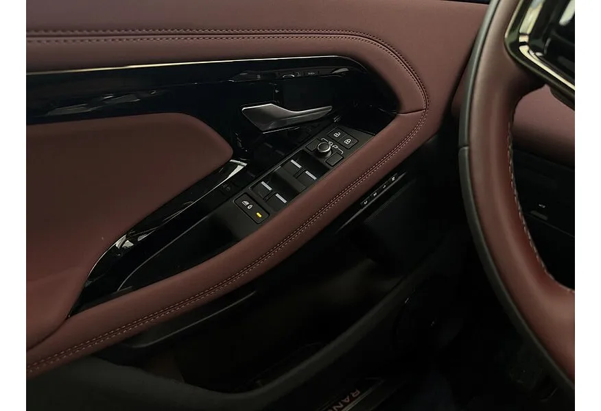 Land Rover Range Rover Evoque 2.0 AT 4WD (249 л.с.) Driving Light Glory Черный в АВИЛОН. Слайд №16