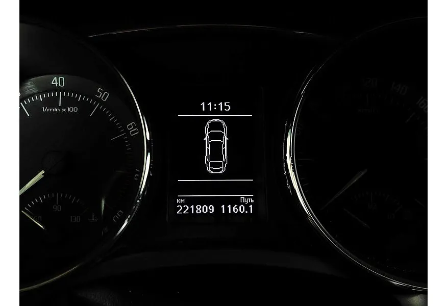 Skoda Superb 1.8 TSI DSG (152 л.с.) Белый в АВИЛОН. Слайд №18