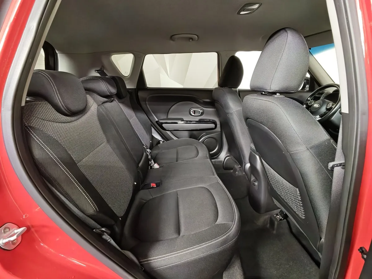Kia Soul 2.0 MPI AT (150 л.с.) Classic Красный в АВИЛОН. Слайд №16