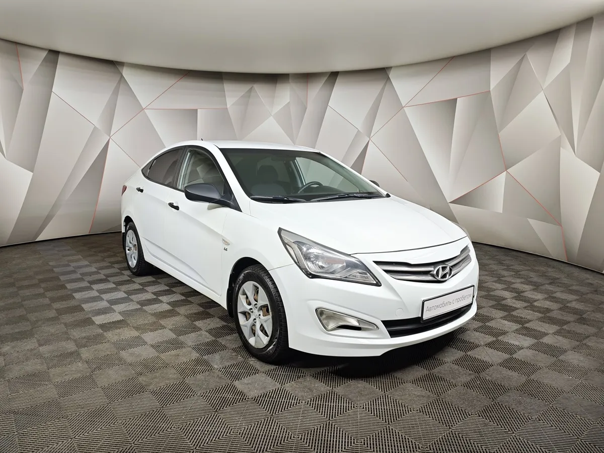 Hyundai Solaris 1.6 AT (123 л.с.) Active Plus Белый в АВИЛОН. Слайд №3