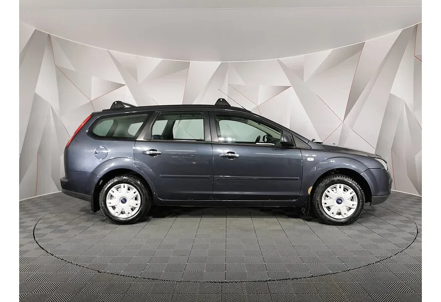 Ford Focus 1.8 MT (125 л.с.) Ghia Серый в АВИЛОН. Слайд №6