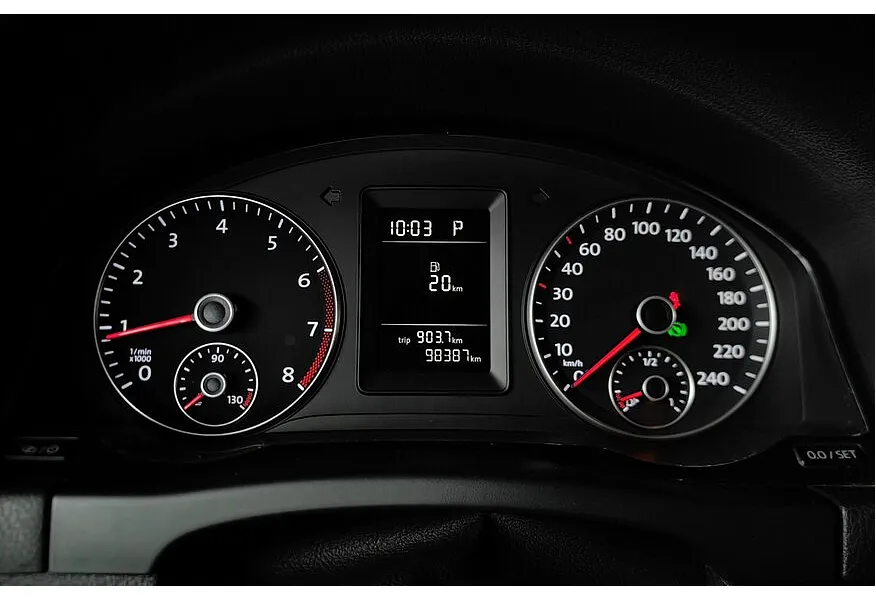 Volkswagen Golf 1.6 DSG (102 л.с.) Trendline Коричневый в АВИЛОН. Слайд №17