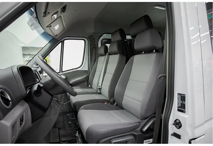 Sollers Atlant Combi 1.9D MT RWD SRW (139 л.с.) L1H1 3.5T Белый в АВИЛОН. Слайд №13