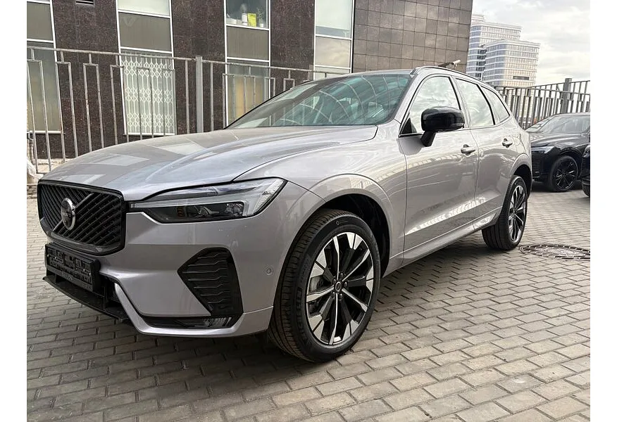 АВИЛОН - Volvo XC60 2.0 B5 8AT AWD (250 л.с.) Ultra Серебристый - slide 9723647