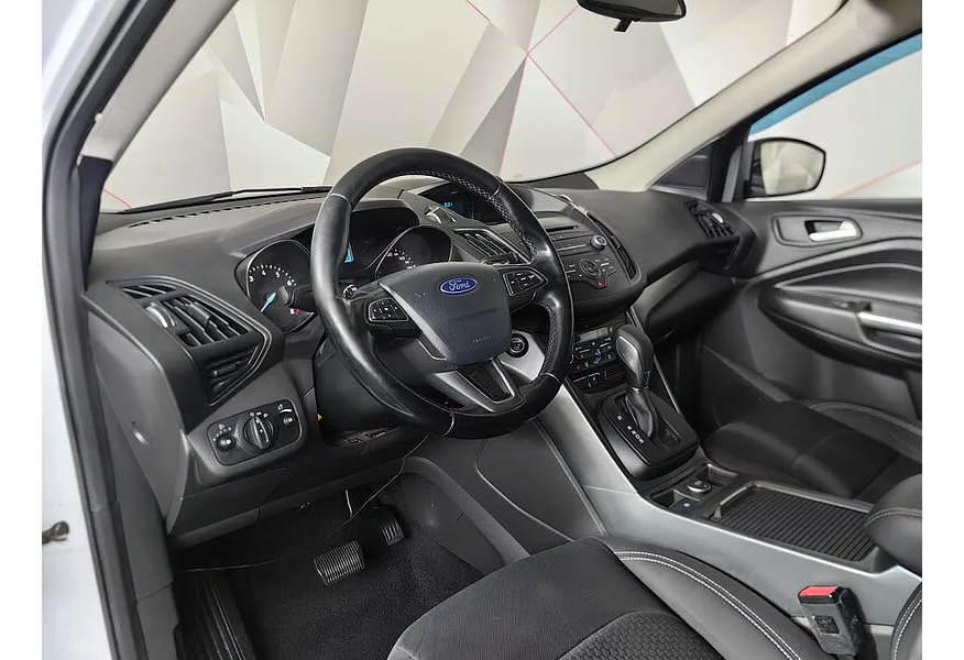 Ford Kuga 2.5 AT (150 л.с.) Trend Plus Белый в АВИЛОН. Слайд №11