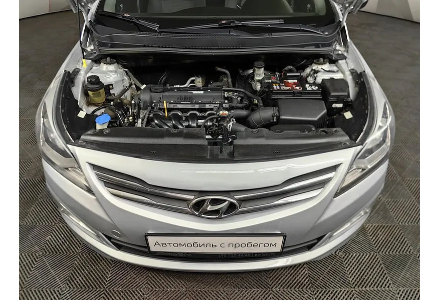 Hyundai Solaris 1.4 MT (107 л.с.) Active Серебристый в АВИЛОН. Слайд №11