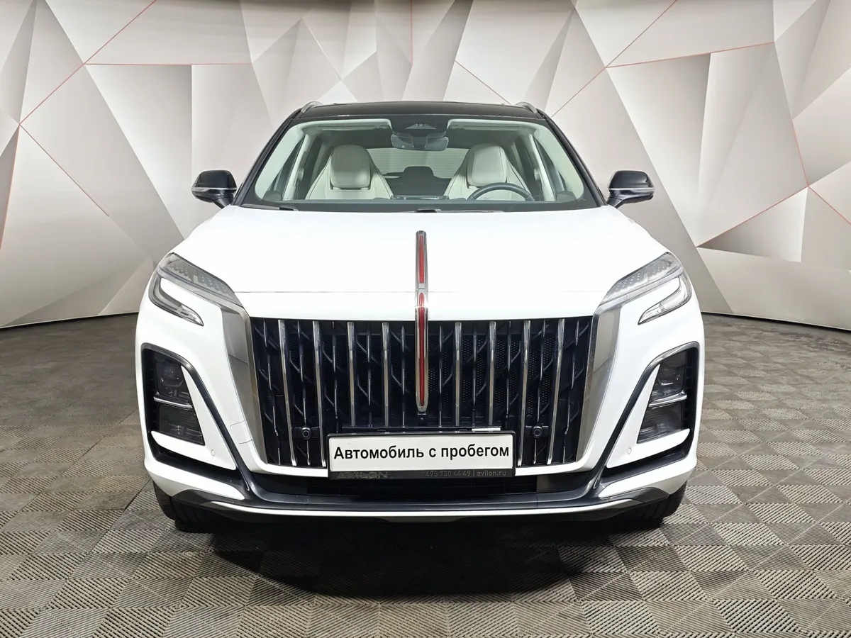 Hongqi HS3 2.0T 8AT 4WD (245 л.с.) Делюкс Черный в АВИЛОН. Слайд №7