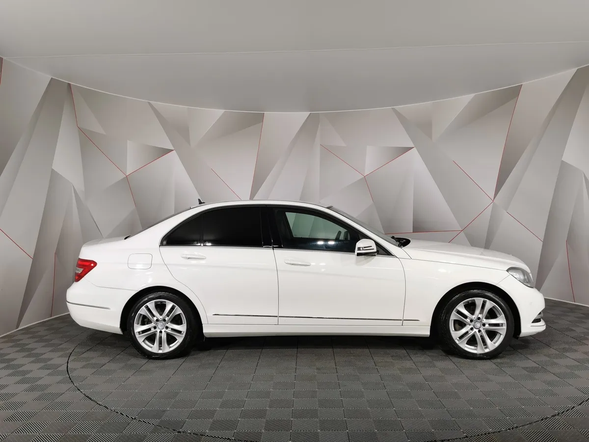 Mercedes-Benz C-Класс C 180 7G-Tronic Plus (156 л.с.) Белый в АВИЛОН. Слайд №6