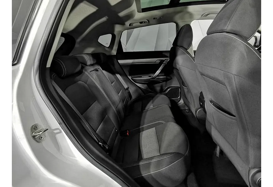 Geely Coolray 1.5T 7DCT 2WD (150 л.с.) Luxury Белый в АВИЛОН. Слайд №17