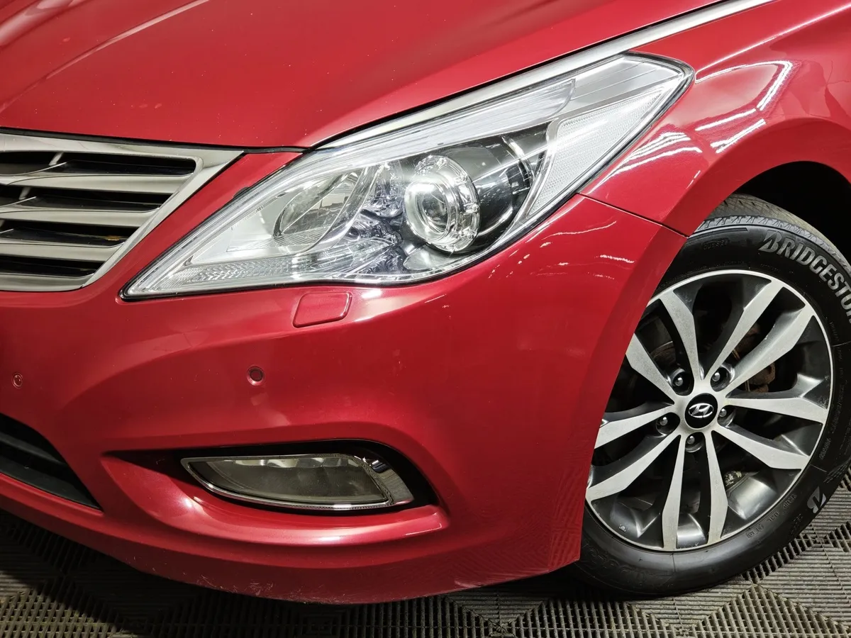 Hyundai Grandeur 3.0 AT (250 л.с.) Business Красный в АВИЛОН. Слайд №10