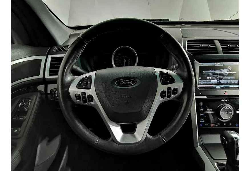 Ford Explorer 3.5 SelectShift 4WD (249 л.с.) Limited Черный в АВИЛОН. Слайд №20