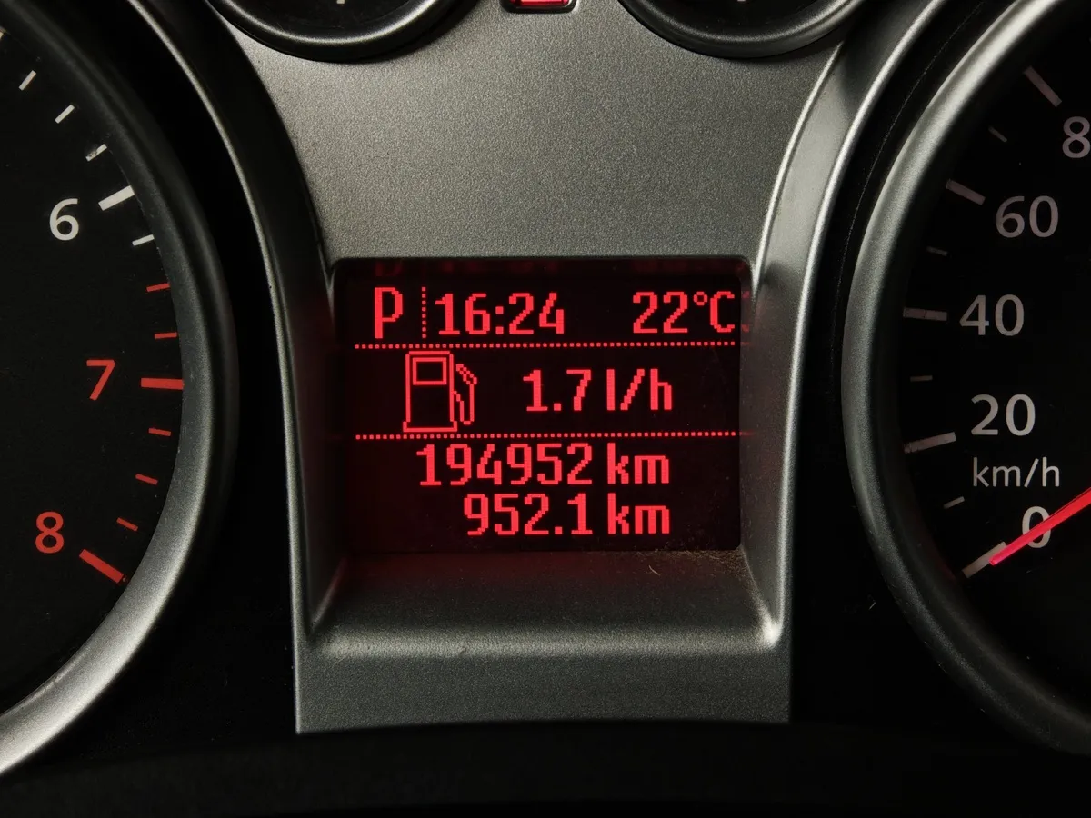 Ford Focus 2.0 AT (145 л.с.) Серебристый в АВИЛОН. Слайд №18