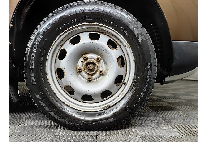 Renault Duster 2.0 AT 4x4 (143 л.с.) Коричневый в АВИЛОН. Слайд №9