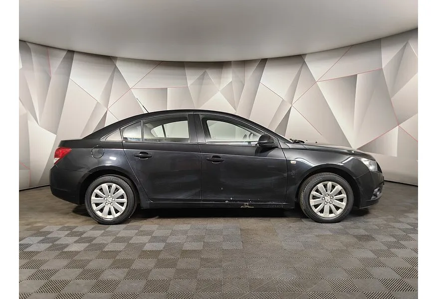 АВИЛОН - Chevrolet Cruze 1.6 AT (109 л.с.) Черный - slide 3
