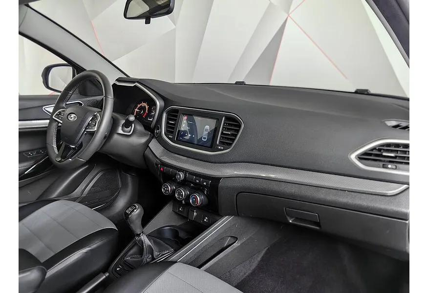 ВАЗ (Lada) Vesta 1.6 MT (106 л.с.) Белый в АВИЛОН. Слайд №12