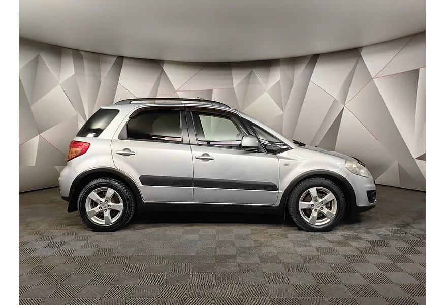 Suzuki SX4 1.6 AT (112 л.с.) GL+ Серебристый в АВИЛОН. Слайд №6