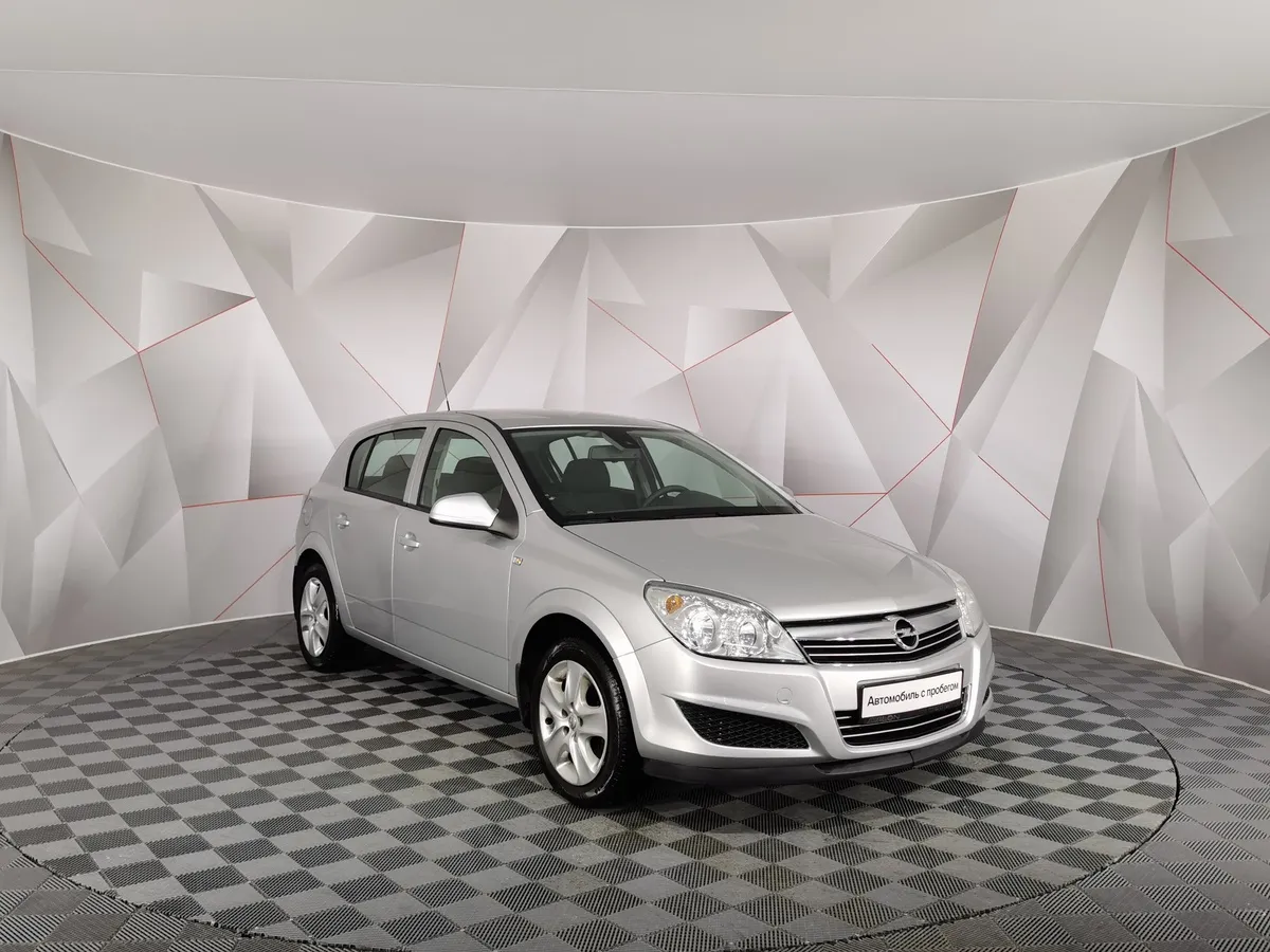 Opel Astra 1.6 MT (115 л.с.) Серебристый в АВИЛОН. Слайд №3