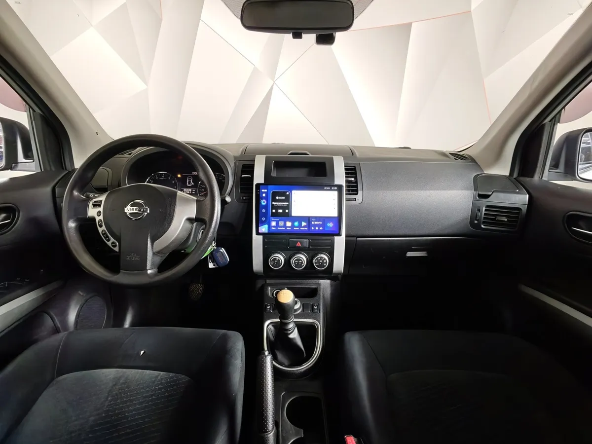 Nissan X-Trail 2.0 MT AWD (141 л.с.) Серебристый в АВИЛОН. Слайд №13