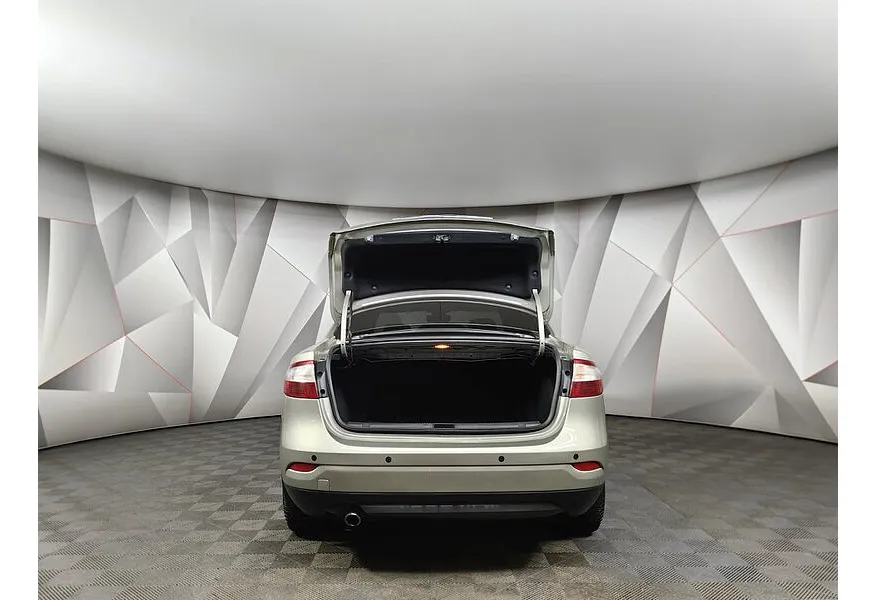 Renault Fluence 1.6 CVT (114 л.с.) Бежевый в АВИЛОН. Слайд №9