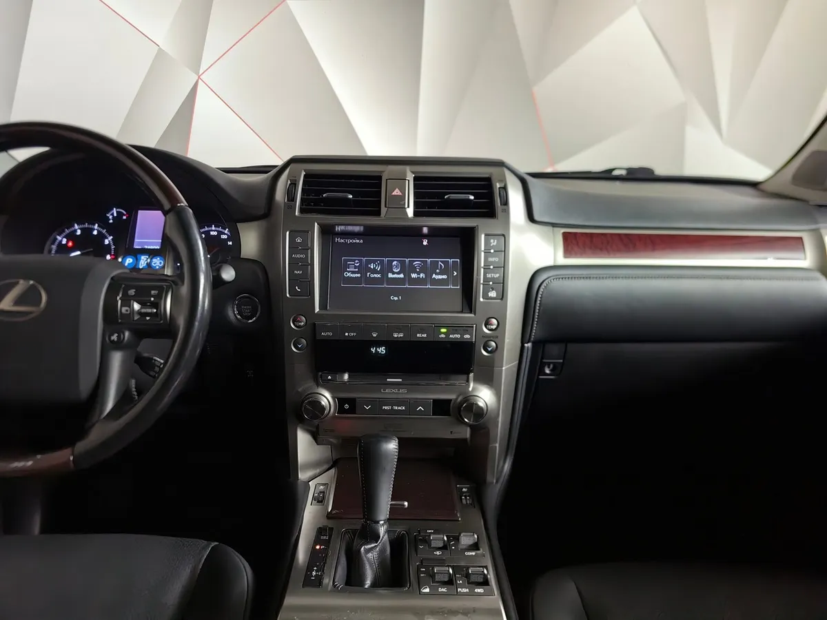 Lexus GX 460 AT AWD (5 мест) (296 л.с.) Черный в АВИЛОН. Слайд №15