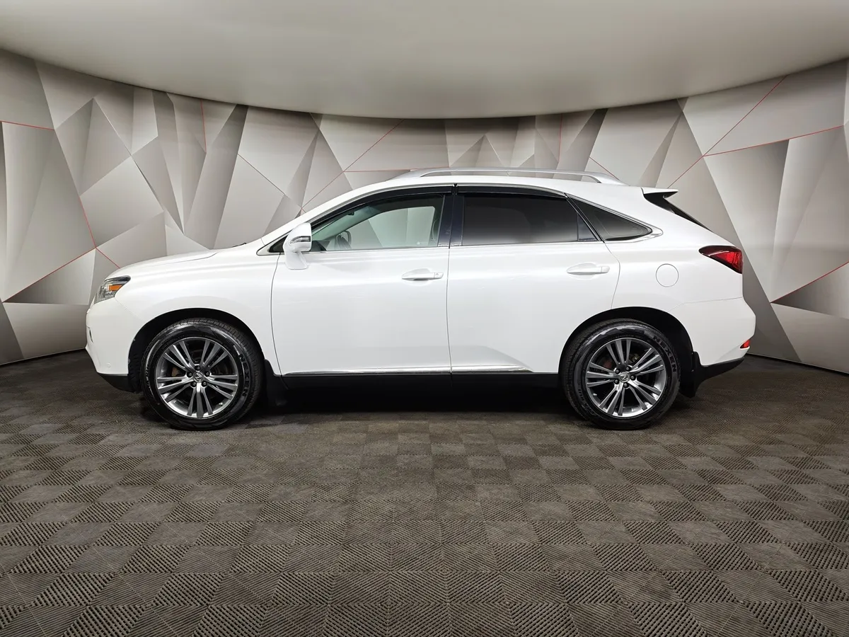 Lexus RX 350 AT AWD (300 л.с.) Premium Белый в АВИЛОН. Слайд №5