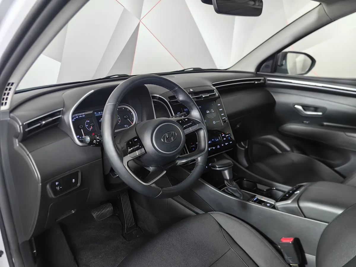 Hyundai Tucson D2.0 Smartstream 8AT 4WD (186 л.с.) N Line Lifestyle Белый в АВИЛОН. Слайд №19