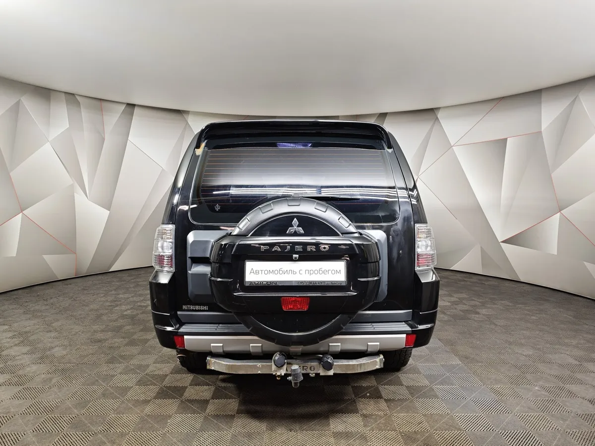 Mitsubishi Pajero 3.0 AT AWD (178 л.с.) Черный в АВИЛОН. Слайд №8