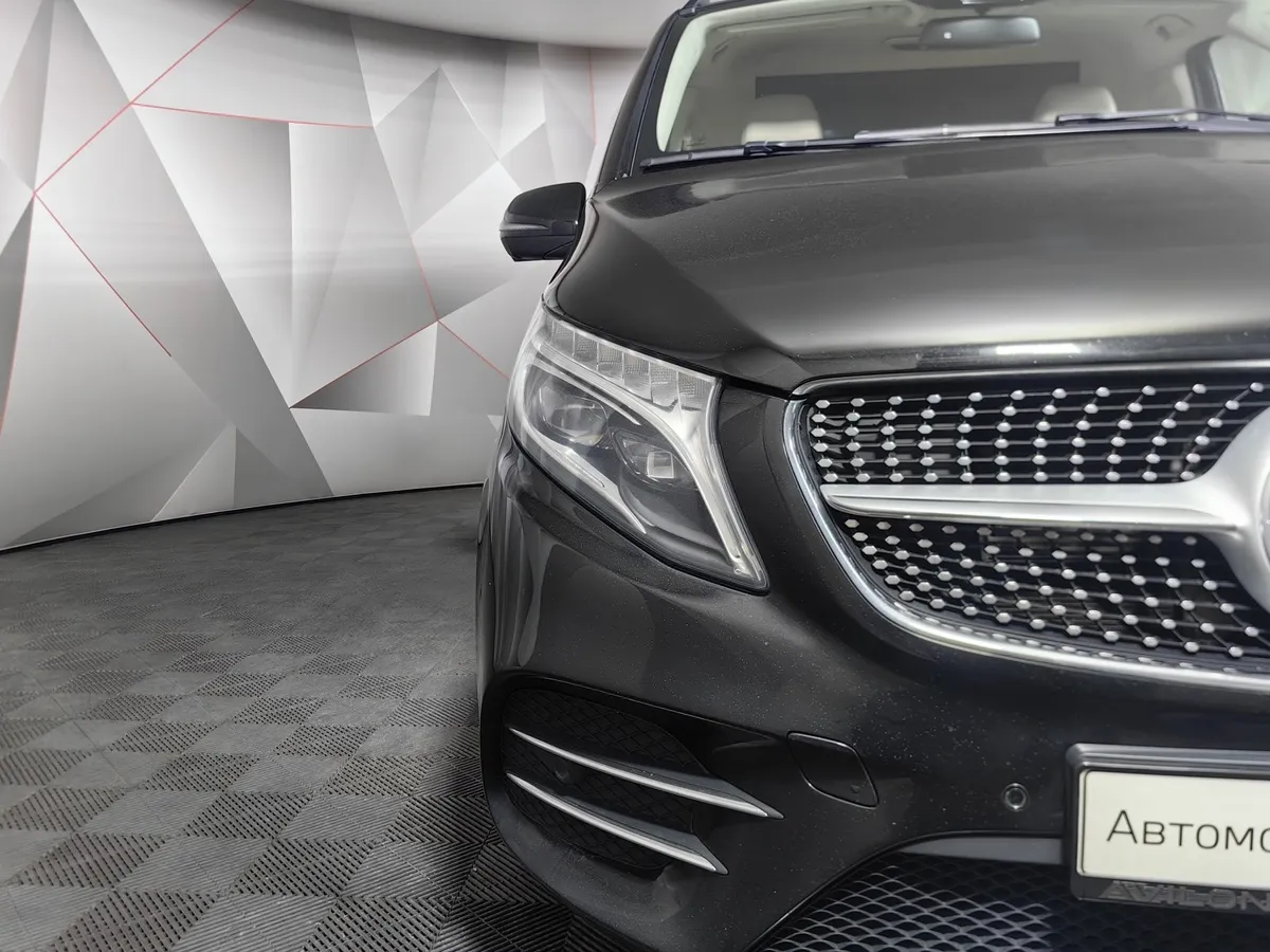 Mercedes-Benz V-Класс V 250 d AT L2 4x4 (190 л.с.) Exclusive Черный в АВИЛОН. Слайд №10