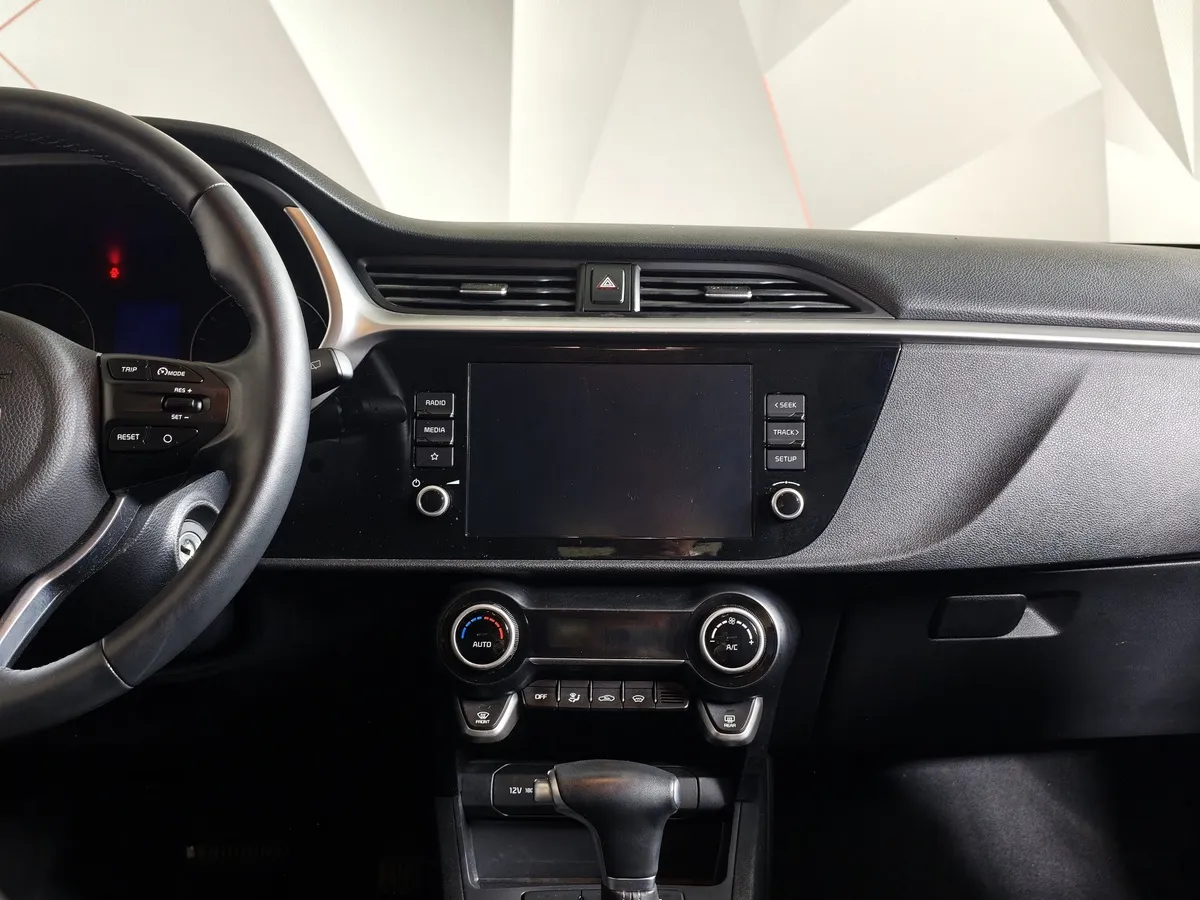 Kia Rio X 1.6 AT (123 л.с.) Prestige Серый в АВИЛОН. Слайд №15