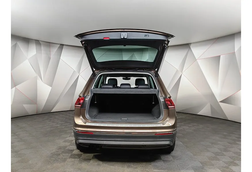 Volkswagen Tiguan 2.0 TSI 4Motion DSG (180 л.с.) Highline Коричневый в АВИЛОН. Слайд №21