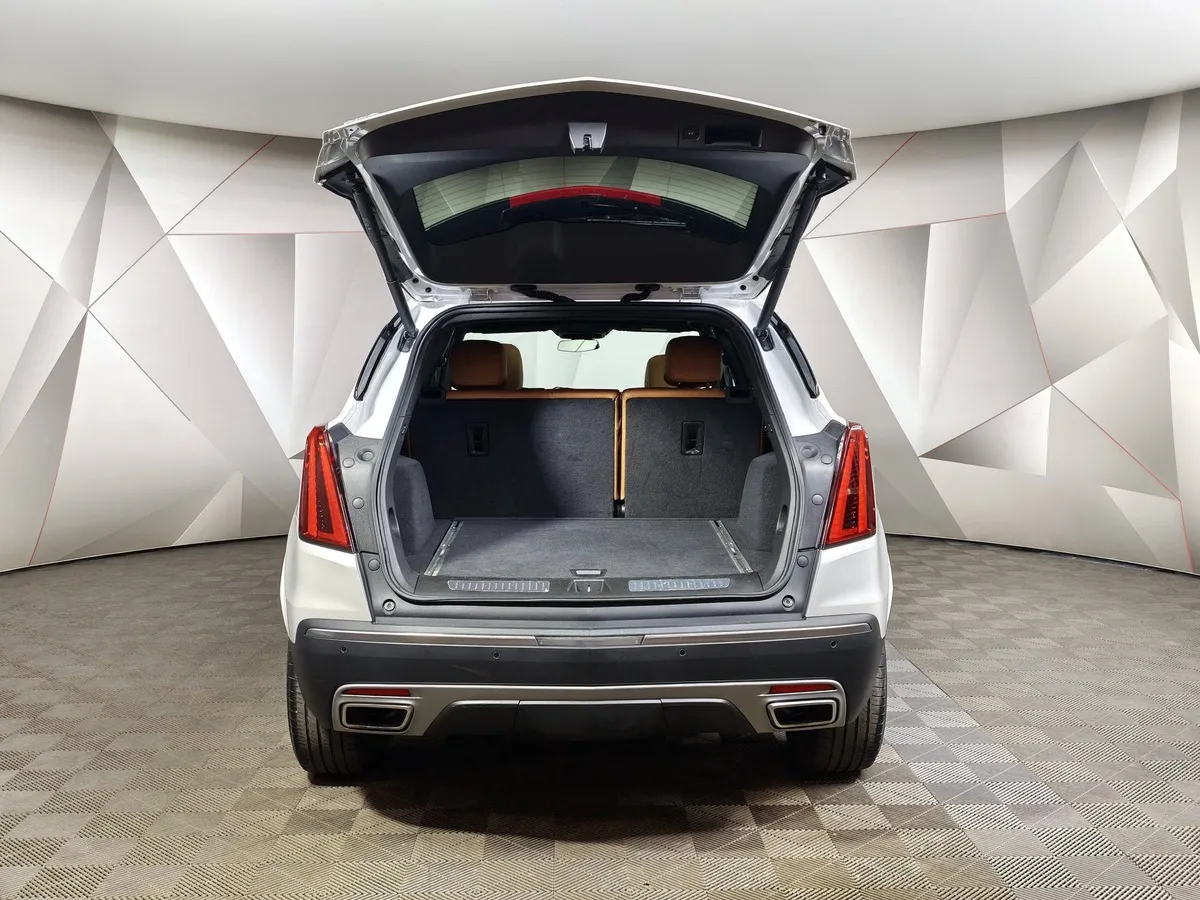 Cadillac XT5 2.0T АТ AWD (200 л.с.) Premium Luxury Белый в АВИЛОН. Слайд №12