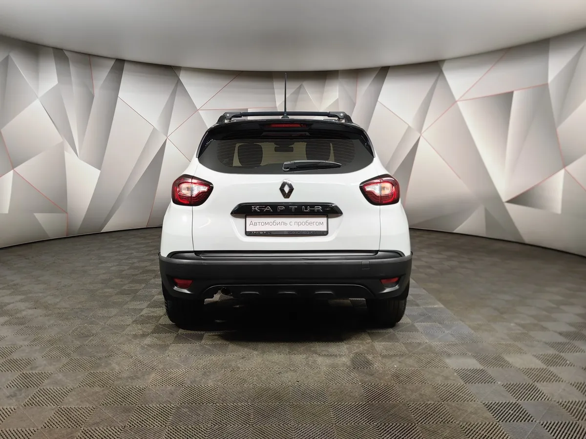 Renault Kaptur 1.6 MT (114 л.с.) Белый в АВИЛОН. Слайд №8