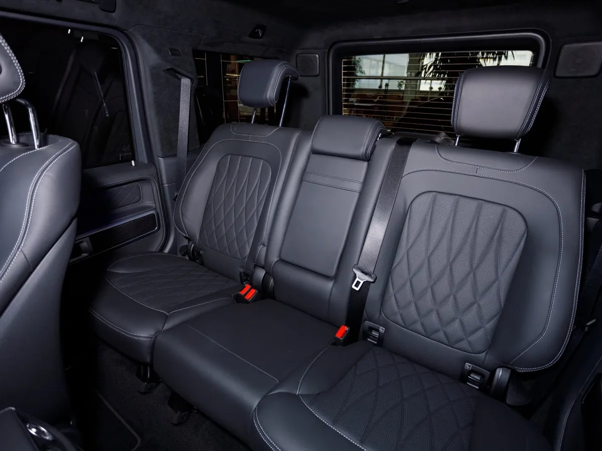 Mercedes-Benz G-Класс 450 D 3.0 9G-TRONIC 4Matic (367 л.с.) Черный в АВИЛОН. Слайд №9