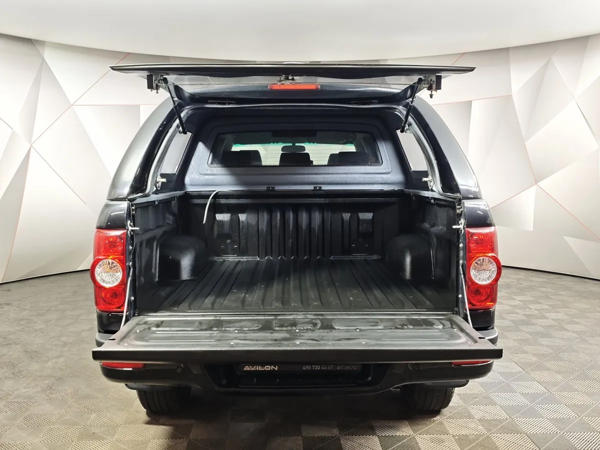 Sollers ST6 2.0G 6MT AWD (176 л.с.) Черный в АВИЛОН. Слайд №12