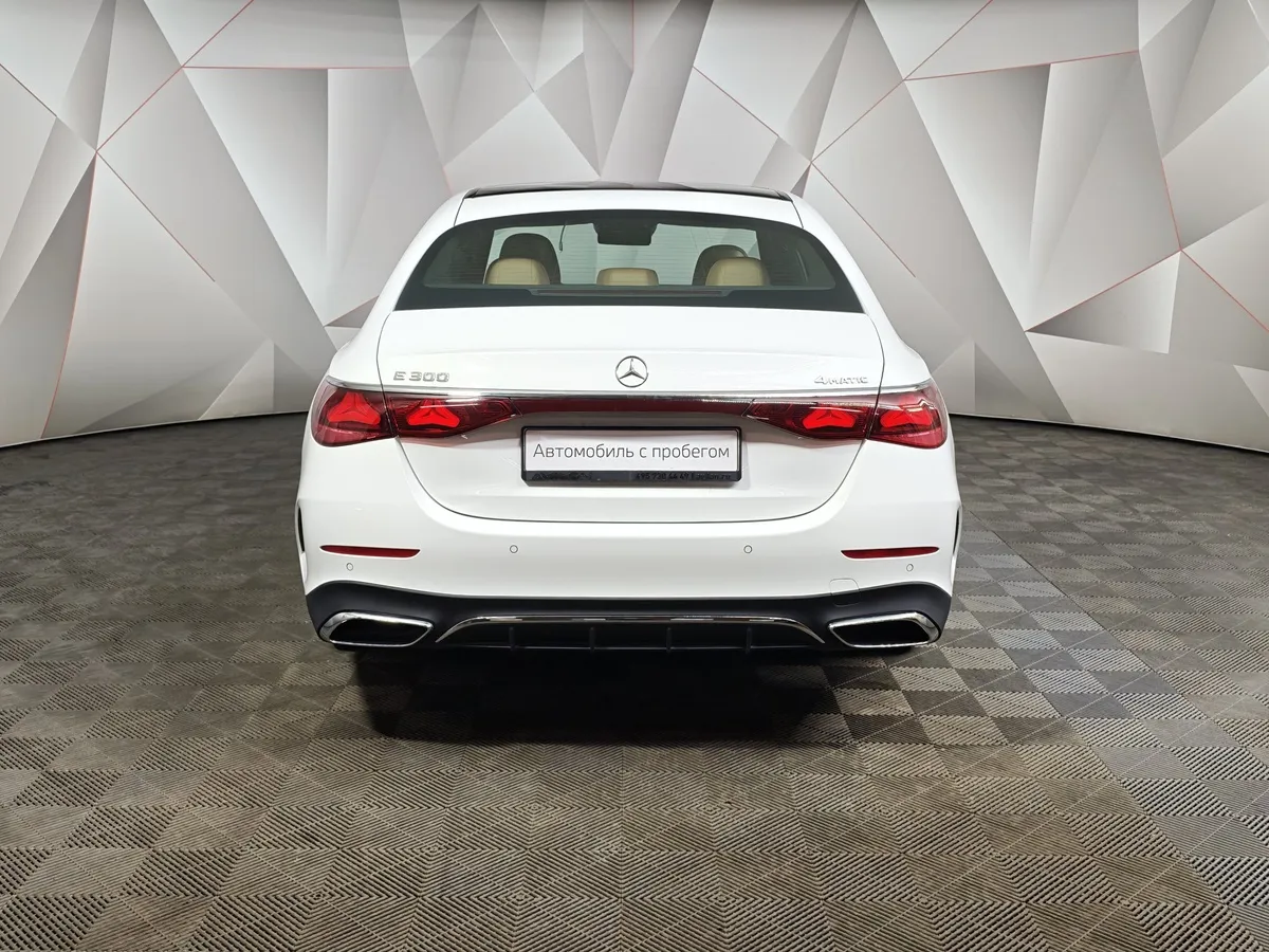 Mercedes-Benz E-Класс E 300 4MATIC (258 л.с.) Белый в АВИЛОН. Слайд №8